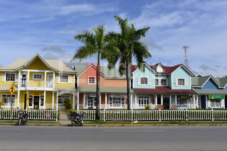 DSC2112 768x512