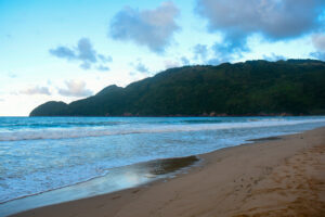 Playa el Valle 2 300x200