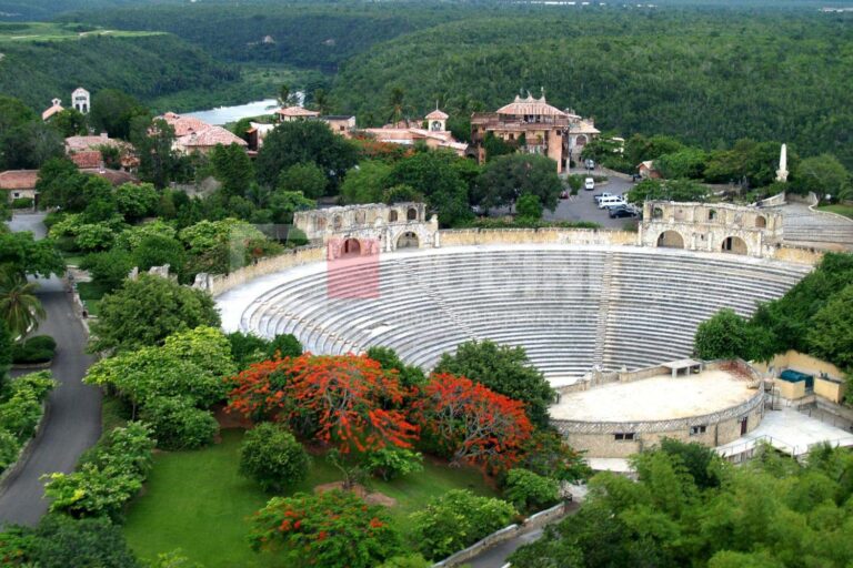 Anfiteatro Altos de Chavon 2 768x512