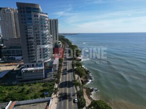 MALECON SIDEWALK STREETS 0102 300x225