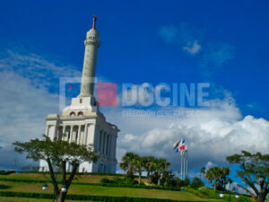 Monumento heroes de la restauracion 1 300x225