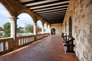 Alcazar de Colon1 300x200