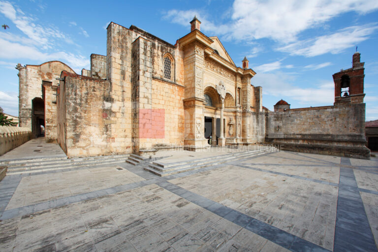 Catedral Primada de America 768x512