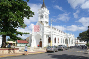 Catedral San Pedro Apostol 3 300x201