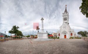 Catedral San Pedro Apostol  min 300x184