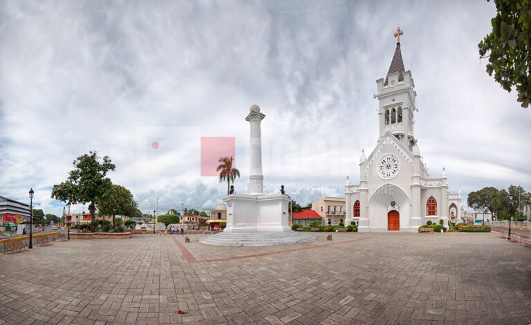Catedral San Pedro Apostol  min 768x470