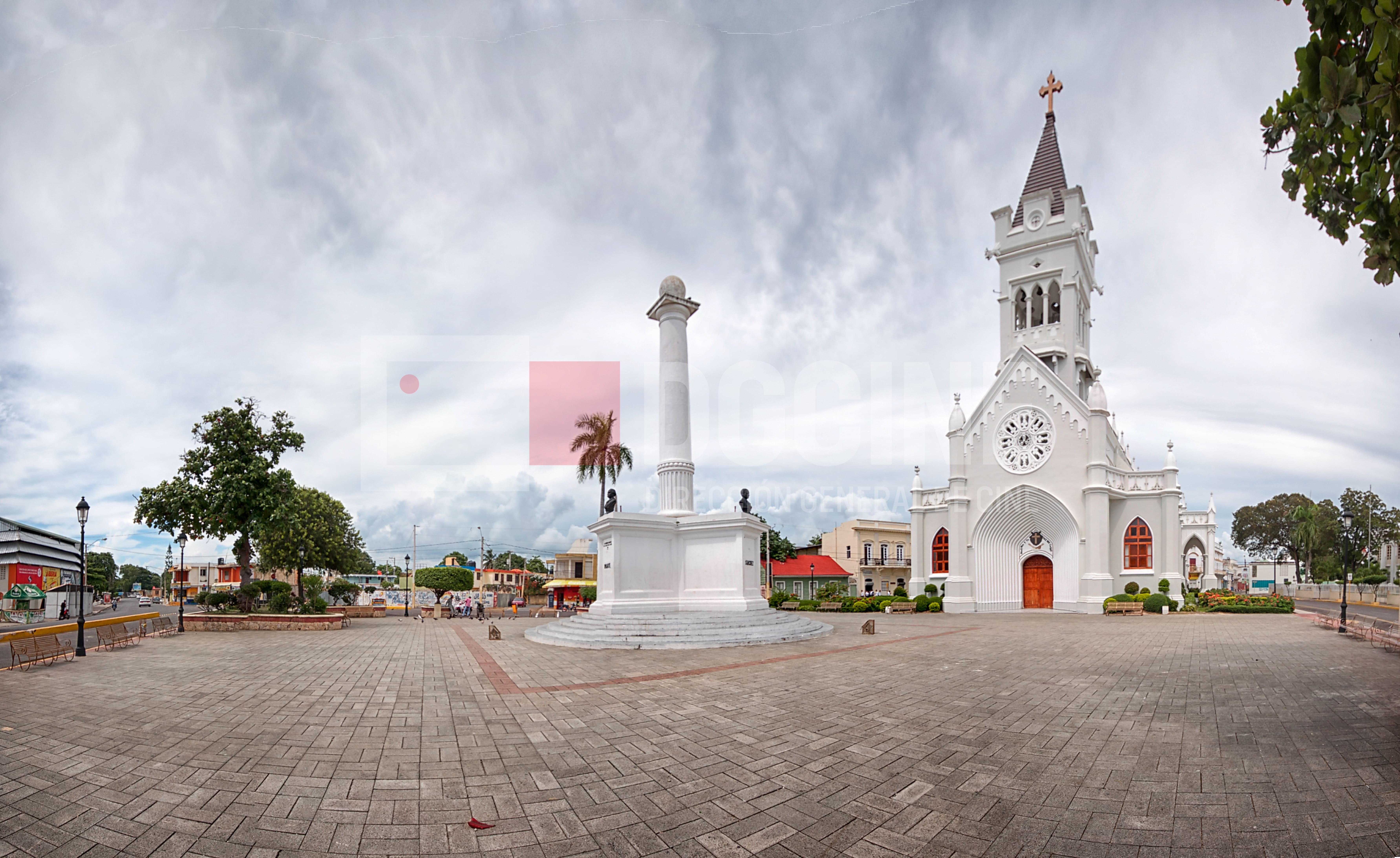 Catedral San Pedro Apostol  min