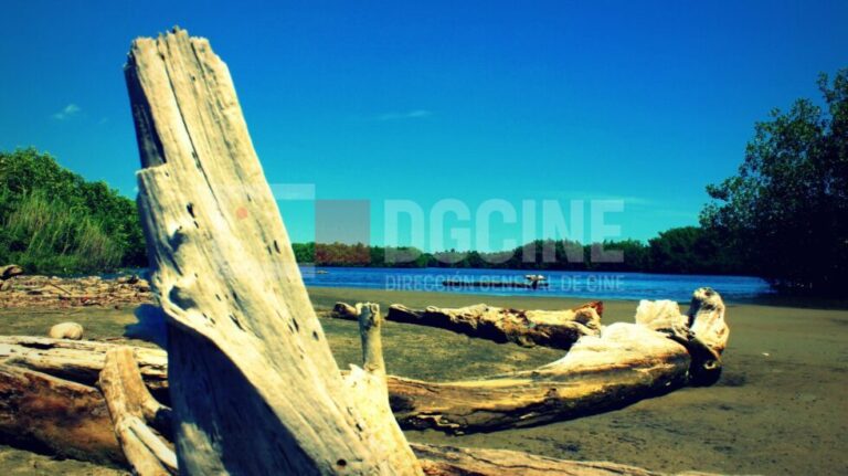 Gran Laguna Boba 1 768x431