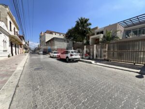 Foto 2 20 24 12 39 19 p.m 300x225